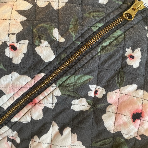 PRETTY Oshkosh Quilted Floral Bomber Jacket, Cozy, FLEECE LINED  - Girl’s 12 EUC - Picture 9 of 12